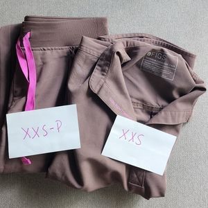 Figs xxs-petite joggers/xxs Rafaela top